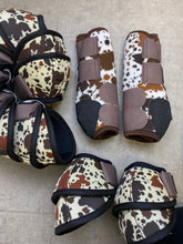Load image into Gallery viewer, Cowhide 2.0 Sport Boots