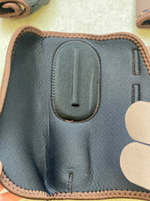 Load image into Gallery viewer, Cowhide 2.0 Sport Boots