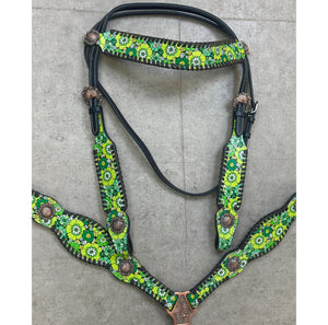 Green Flowers Tack Set