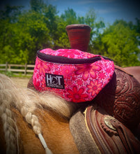 Load image into Gallery viewer, Flower Power Saddle Pouch