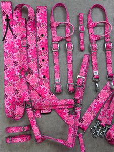 Flower Power Tack