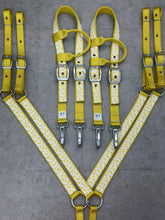 Load image into Gallery viewer, Bananas Tack Set