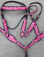 Load image into Gallery viewer, Flower Power Tack Set