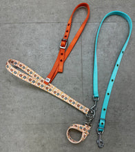 Load image into Gallery viewer, Retro Peace Tack