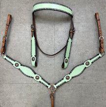 Load image into Gallery viewer, Mint Leather Tack Set