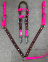 Load image into Gallery viewer, Hot Pink and Brown Horseshoe Tack Set