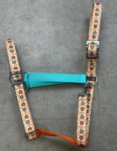 Load image into Gallery viewer, Retro Peace Tack