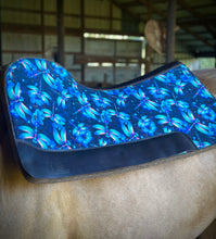 Load image into Gallery viewer, Wither Relief Dragonflies Saddle Pad