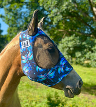 Load image into Gallery viewer, Dragonflies Fly Mask