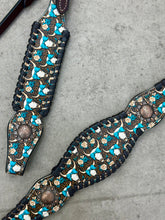 Load image into Gallery viewer, Cheetah and Bull Skulls Tack Set