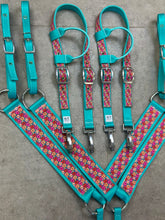 Load image into Gallery viewer, Hawaiian Flowers Tack Sets