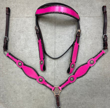 Load image into Gallery viewer, Pink Leather Tack Set