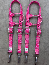 Load image into Gallery viewer, Flower Power Tack
