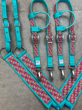 Load image into Gallery viewer, Hawaiian Flowers Tack Sets