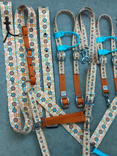 Load image into Gallery viewer, Retro Peace Tack