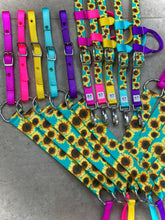 Load image into Gallery viewer, Teal Sunflowers Tack Sets