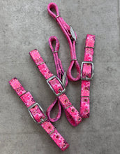 Load image into Gallery viewer, Flower Power Tack