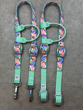 Load image into Gallery viewer, Candy Hearts Tack