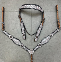 Load image into Gallery viewer, White Cheetah Leather Tack Set