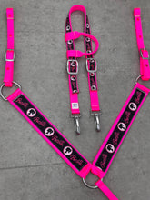 Load image into Gallery viewer, Barbie Tack Set