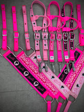 Load image into Gallery viewer, Barbie Tack Set